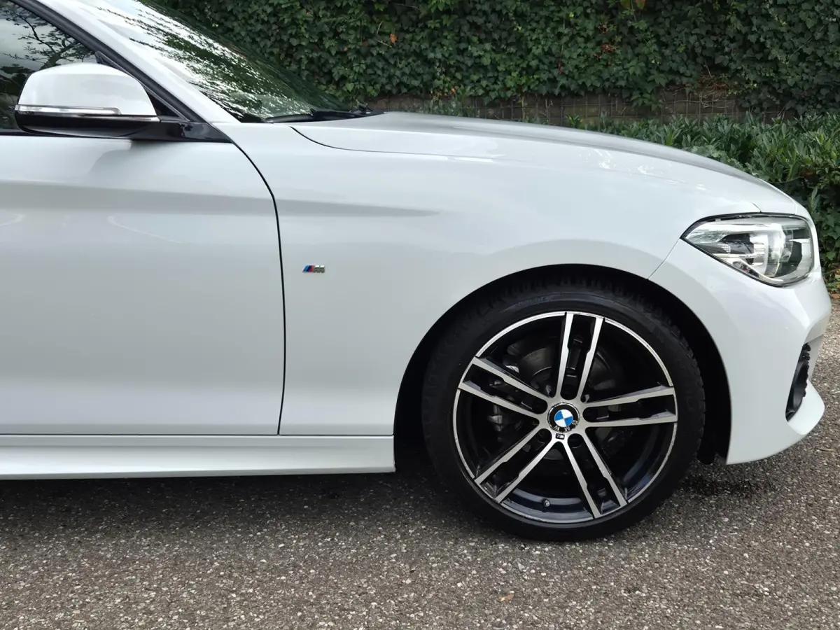 M Sport Ed CarPlay NAP LED GR Navi Automaat Black Panel Teller All weather M Velgen GARANTIE Rij-K 118i High Executive