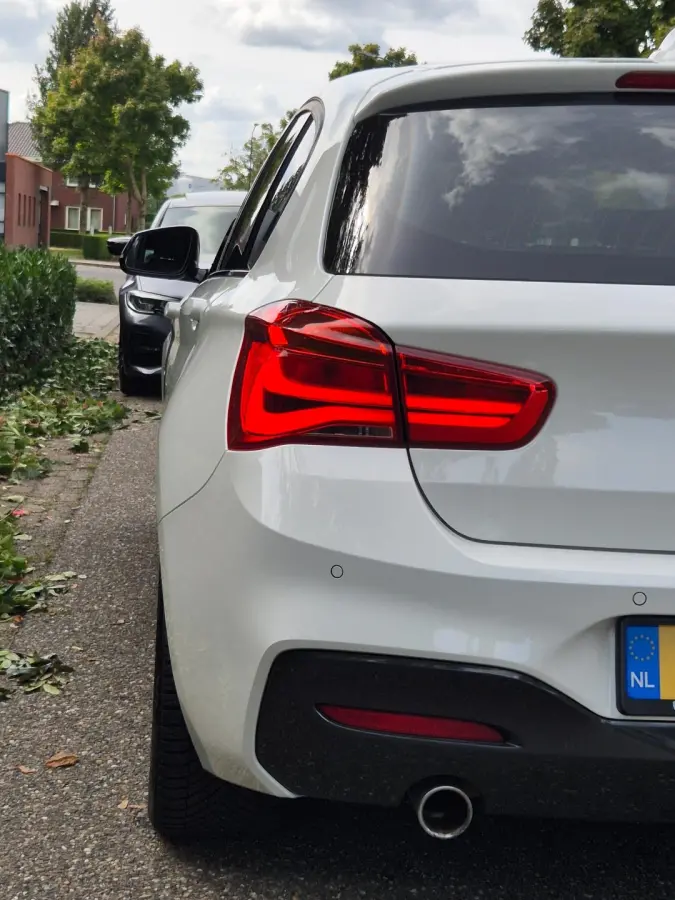 M Sport Ed CarPlay NAP LED GR Navi Automaat Black Panel Teller All weather M Velgen GARANTIE Rij-K 118i High Executive