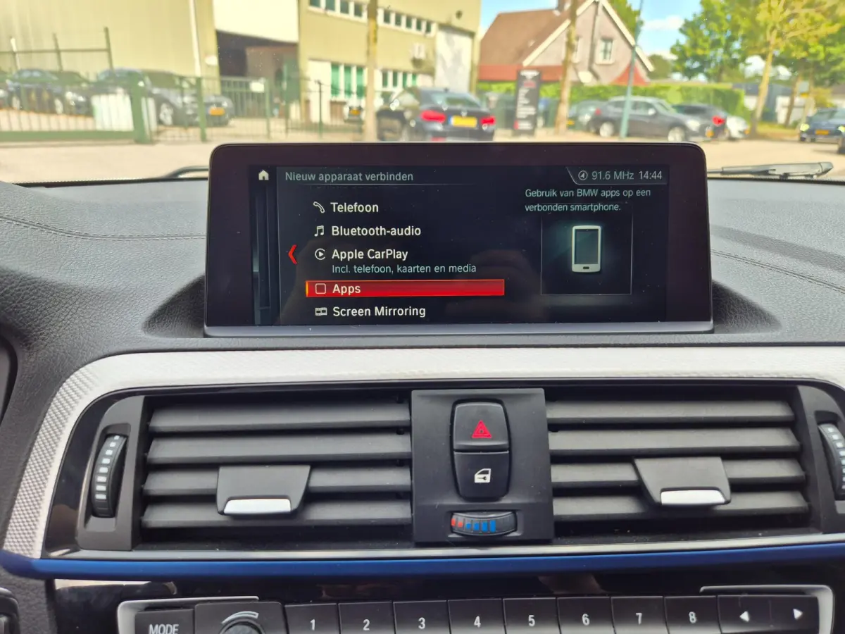 M Sport Ed CarPlay NAP LED GR Navi Automaat Black Panel Teller All weather M Velgen GARANTIE Rij-K 118i High Executive
