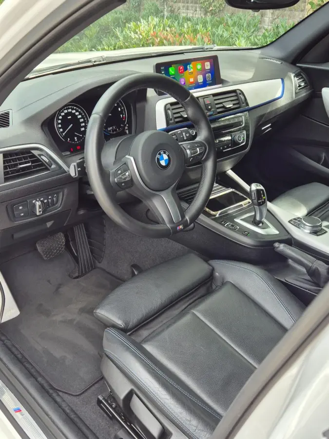 M Sport Ed CarPlay NAP LED GR Navi Automaat Black Panel Teller All weather M Velgen GARANTIE Rij-K 118i High Executive