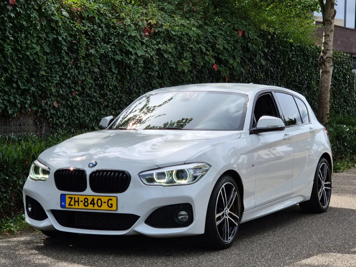 M Sport Ed CarPlay NAP LED GR Navi Automaat Black Panel Teller All weather M Velgen GARANTIE Rij-K 118i High Executive