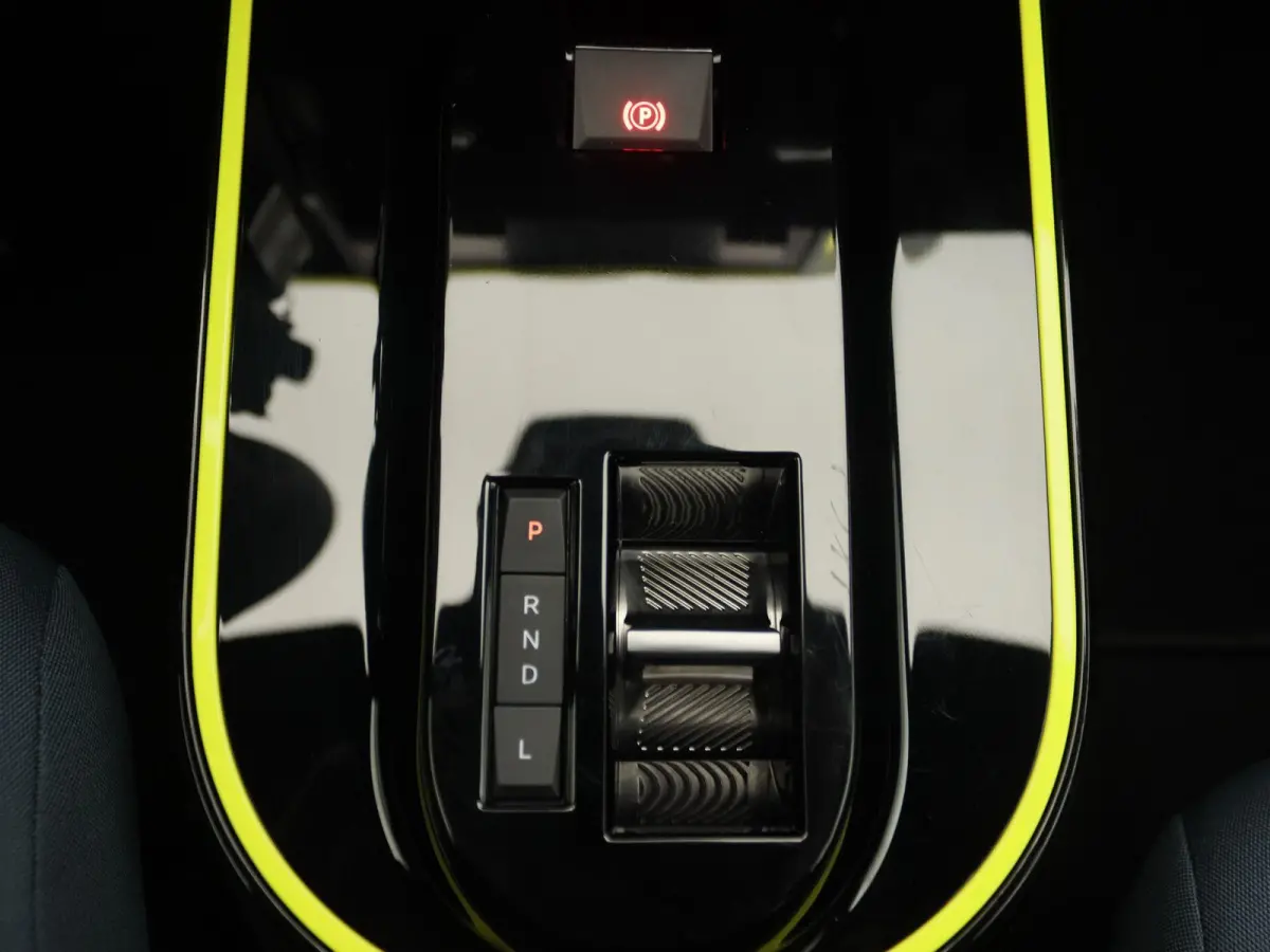1.2 Hybrid ICON | 8 jaar Speciale garantie |
