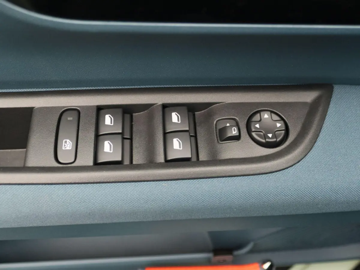1.2 Hybrid ICON | 8 jaar Speciale garantie |