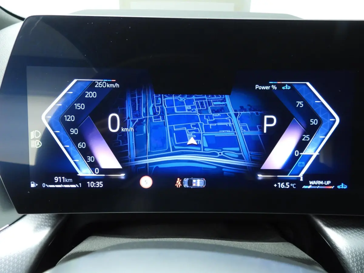 220i | M-Sportpakket | LED | HUD | Active cruise | Elektr. zetels | Keyles go | DAB | Harman-kardon sound | Alu 17 inch