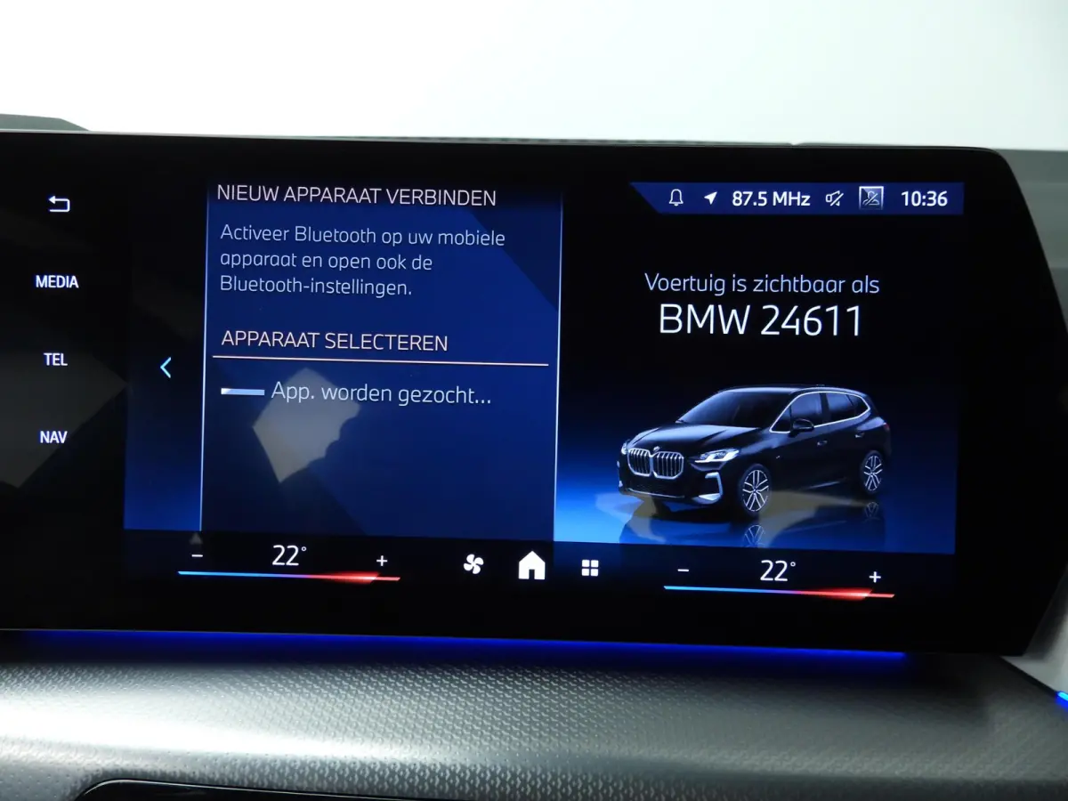 220i | M-Sportpakket | LED | HUD | Active cruise | Elektr. zetels | Keyles go | DAB | Harman-kardon sound | Alu 17 inch