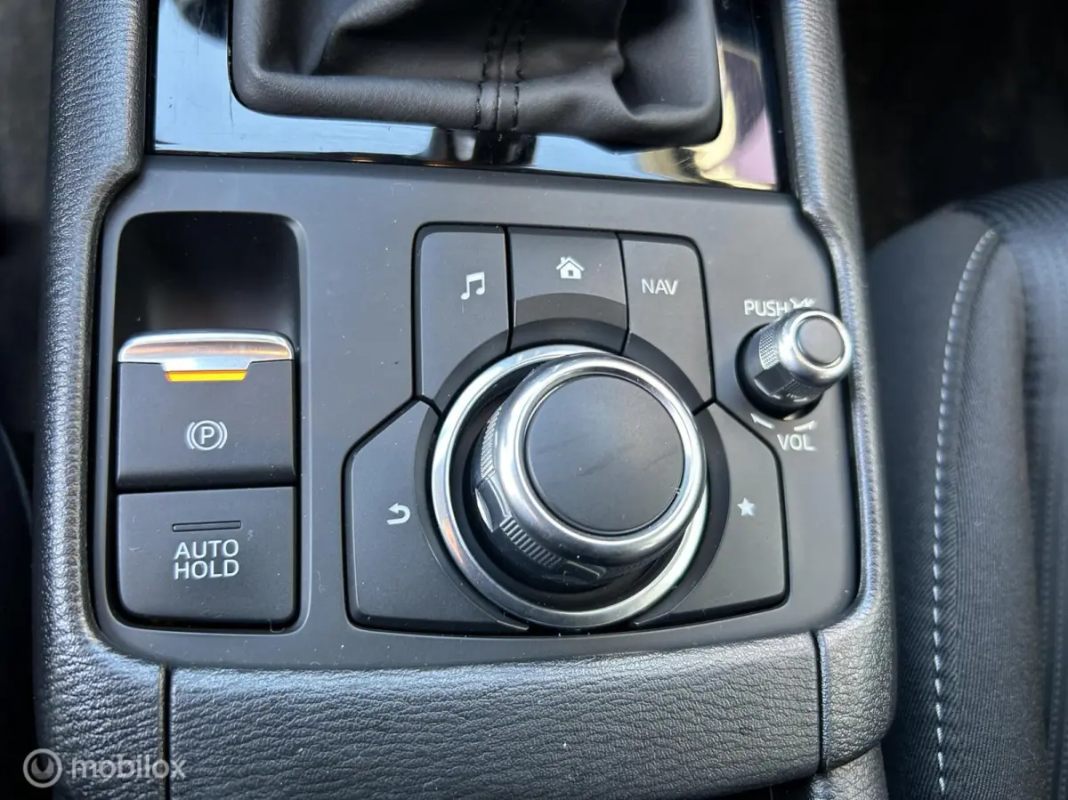 2.0 SkyActiv-G 120 TS * NAVIGATIE * TREKHAAK