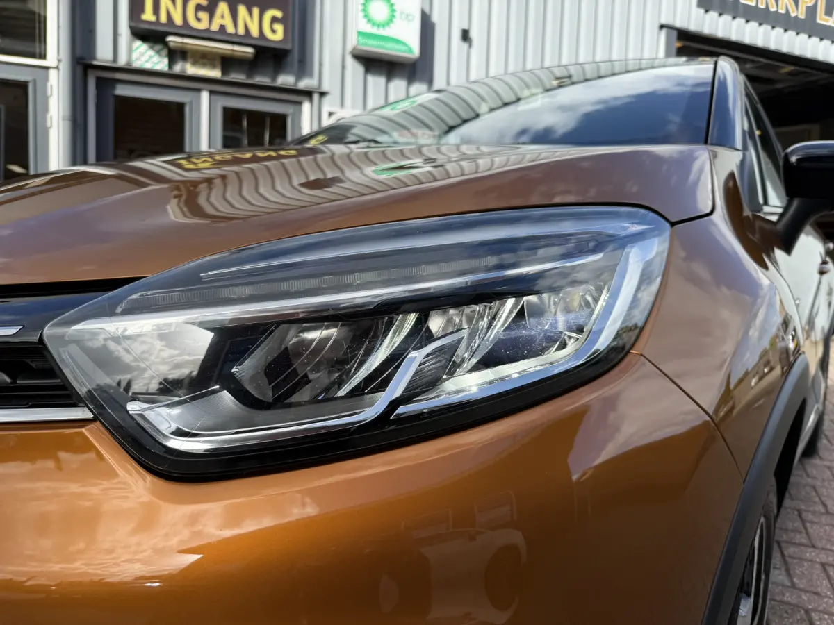 Captur. 1.2 TCe Intens. | TREKHAAK | CAMERA | NAVI | BOSE AUDIO |