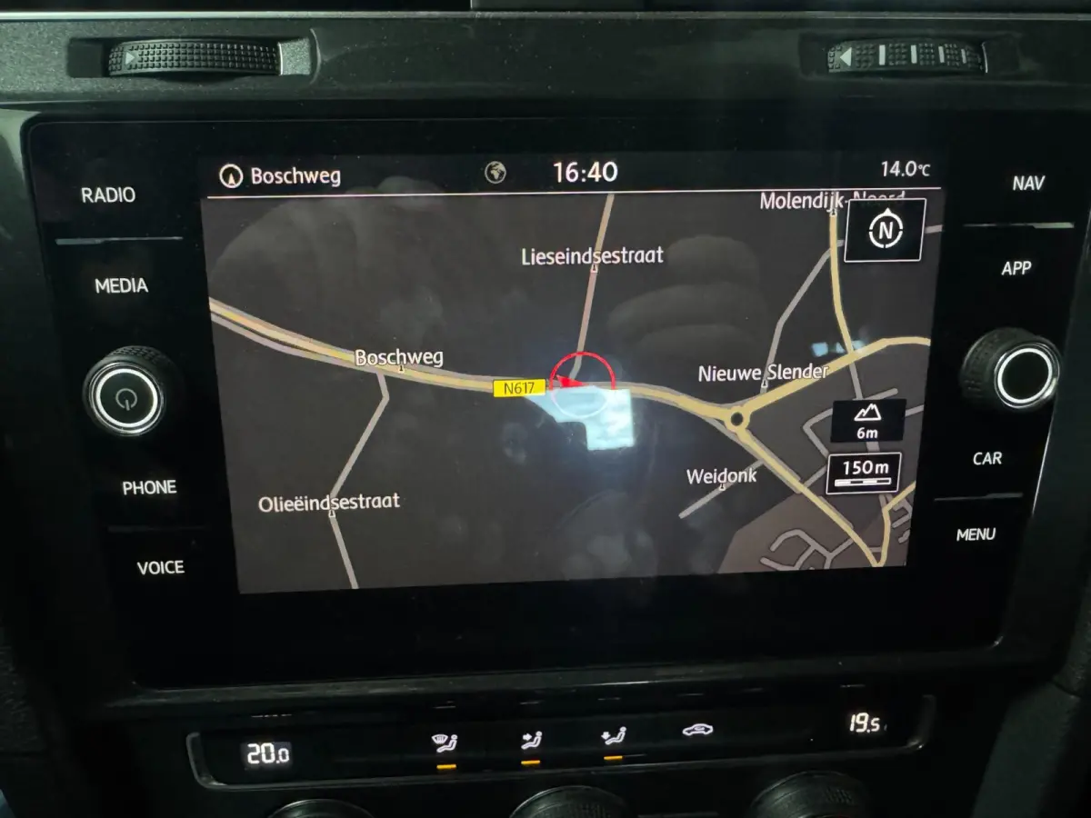 1.0 TSI Highline Business R AUTOMAAT CLIMAAT CONTROL MULTI STUUR CARPLAY