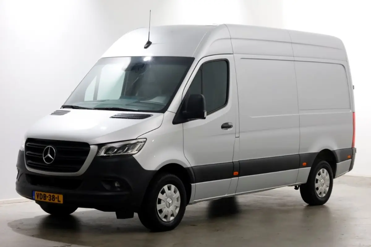 319 CDI 3.0 V6 190pk E6 L2H2 7G Automaat LED/Camera/Navi Trekhaak 3500kg 10-2019
