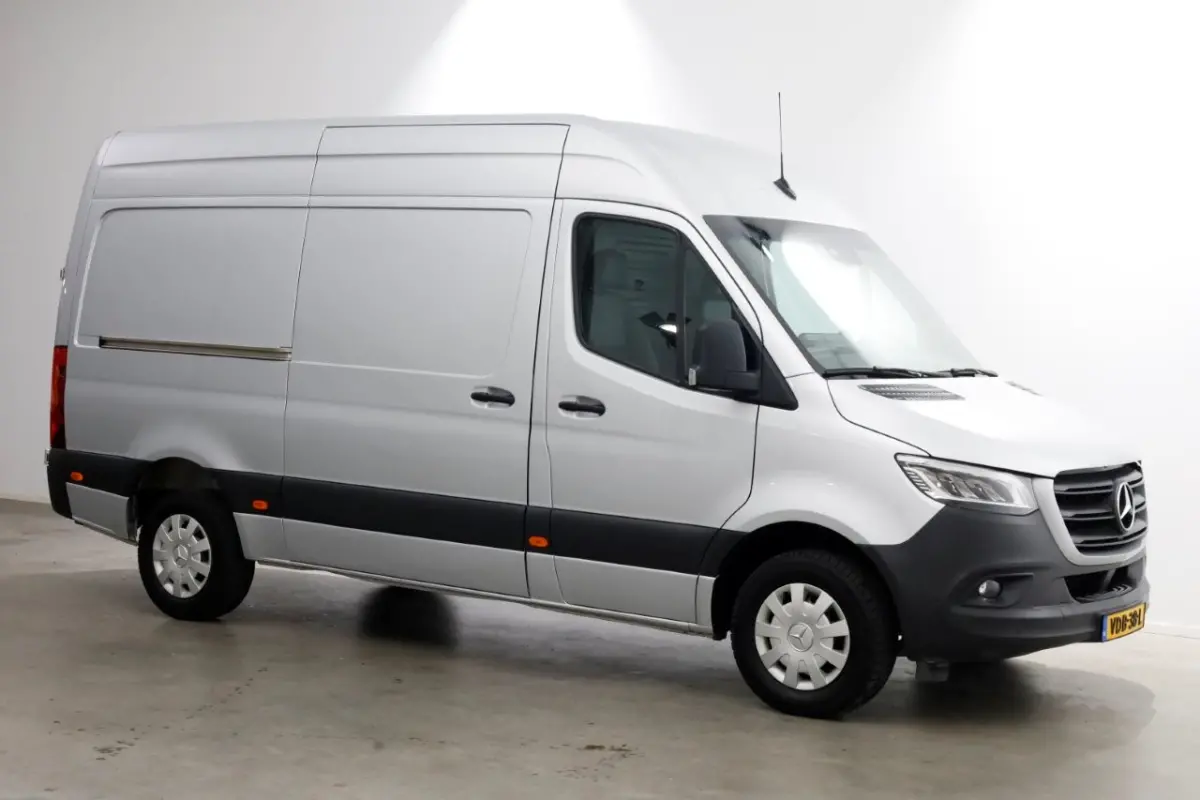 319 CDI 3.0 V6 190pk E6 L2H2 7G Automaat LED/Camera/Navi Trekhaak 3500kg 10-2019
