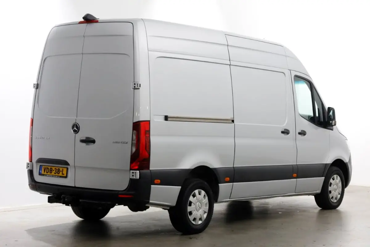 319 CDI 3.0 V6 190pk E6 L2H2 7G Automaat LED/Camera/Navi Trekhaak 3500kg 10-2019