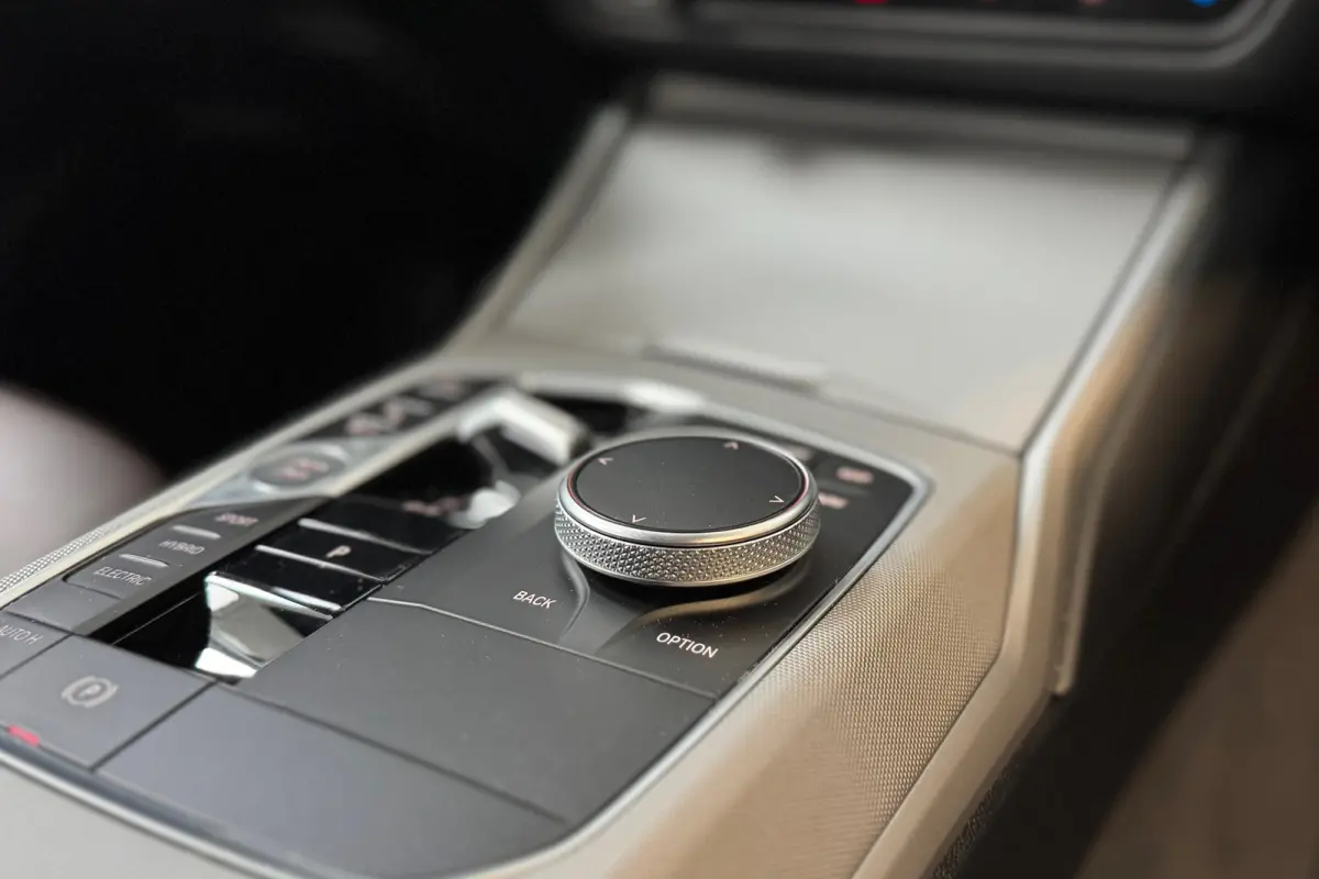 320e Edition incl. 1 jaar Autotrust garantie