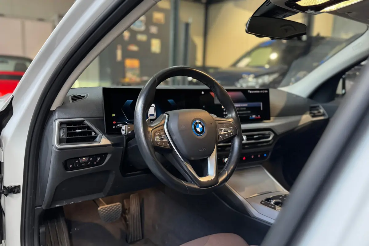 320e Edition incl. 1 jaar Autotrust garantie
