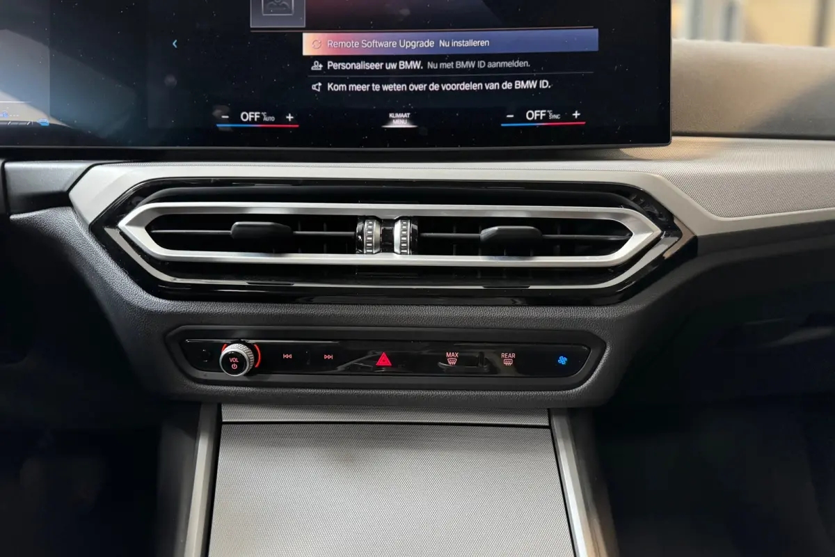 320e Edition incl. 1 jaar Autotrust garantie