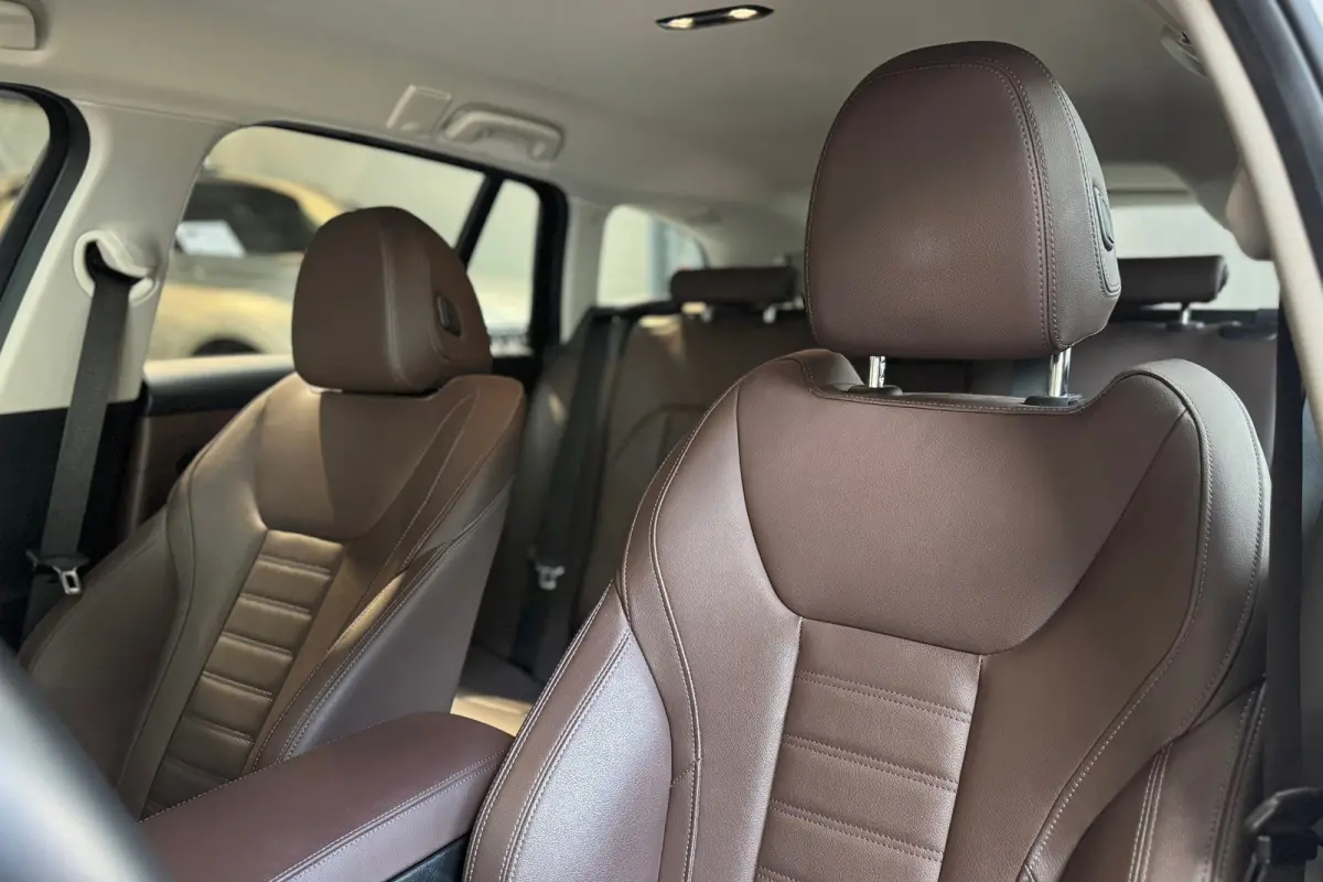 320e Edition incl. 1 jaar Autotrust garantie
