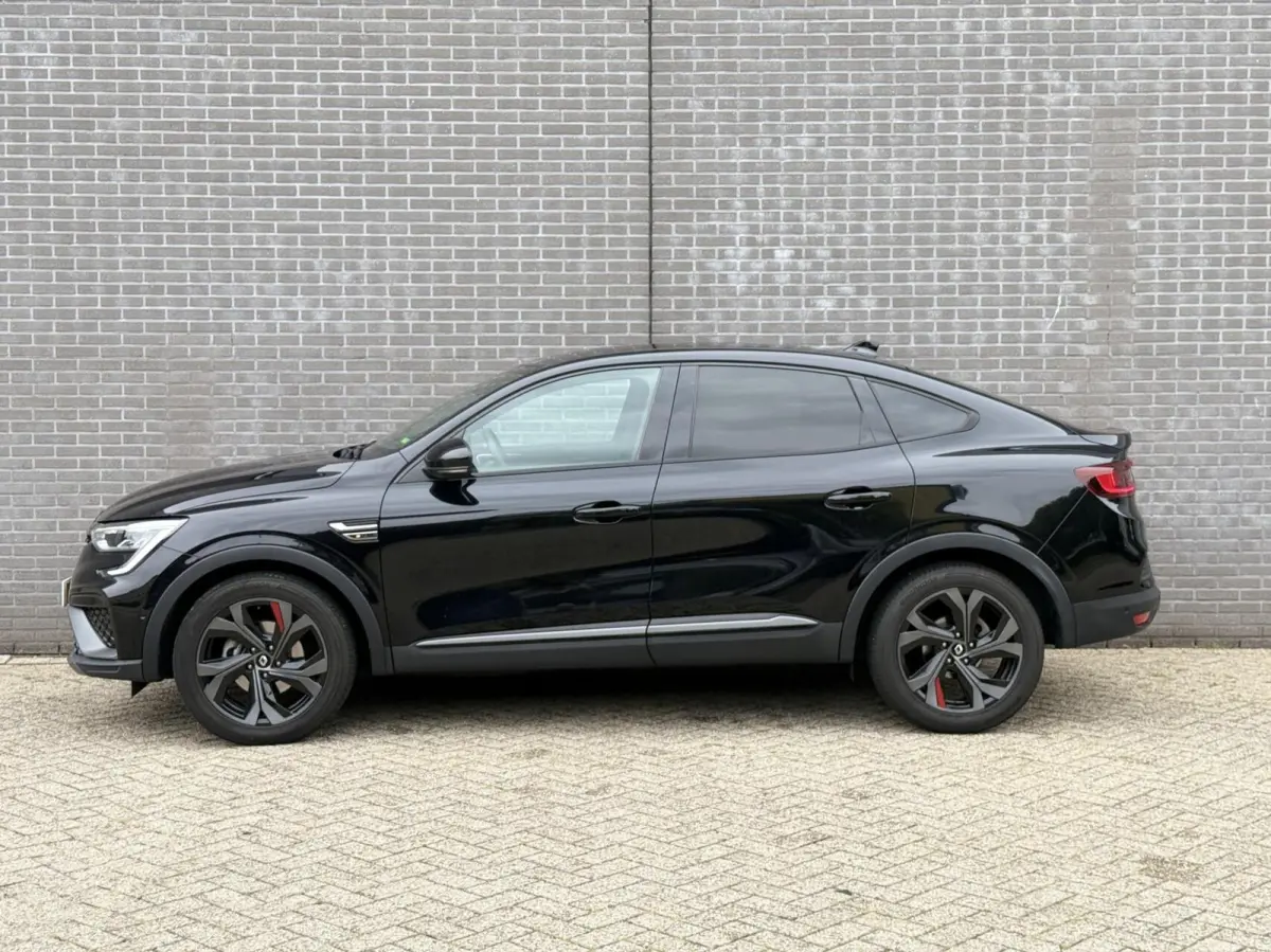 1.6 E-Tech Hybrid 145 Intens