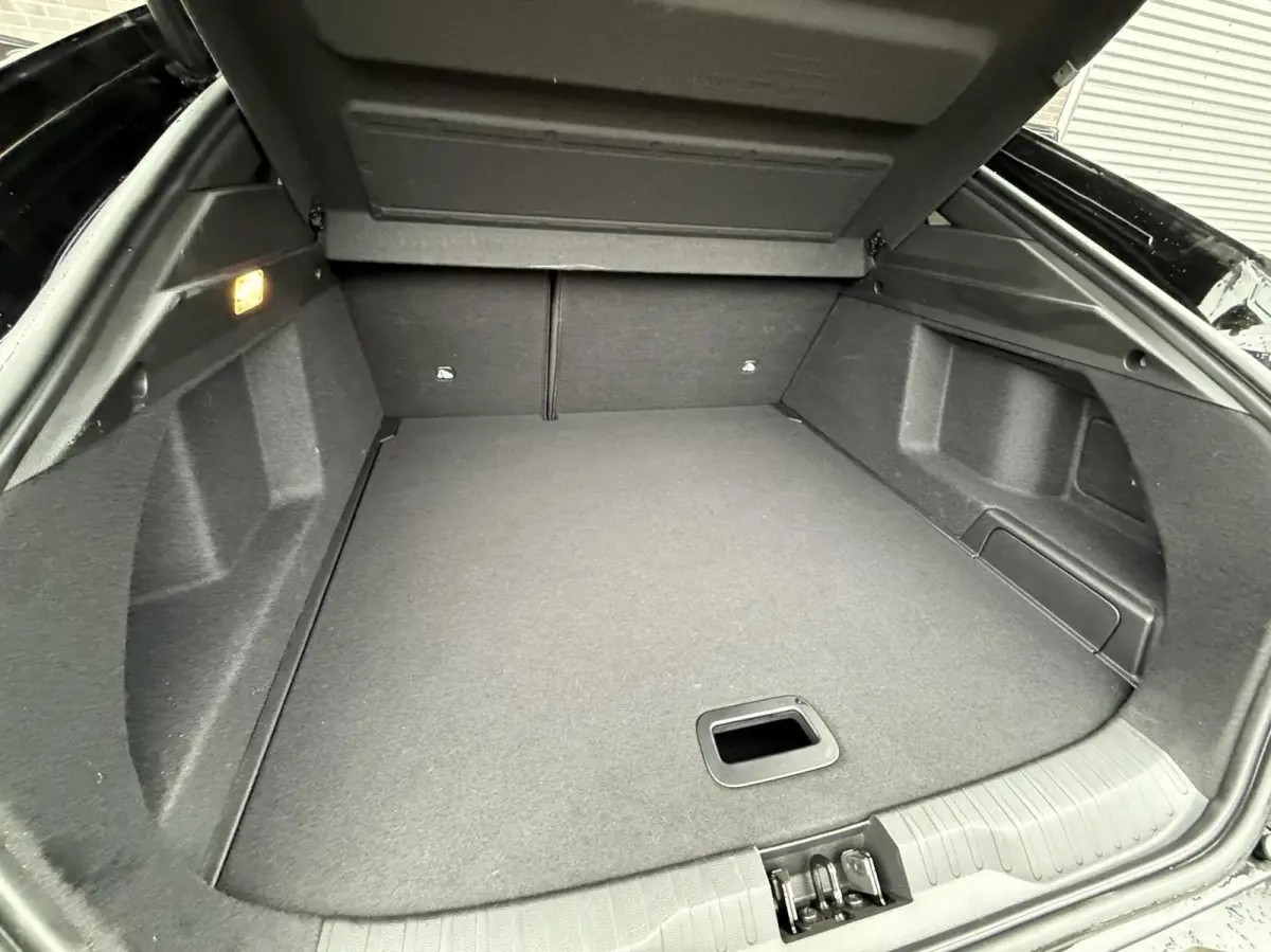 1.6 E-Tech Hybrid 145 Intens