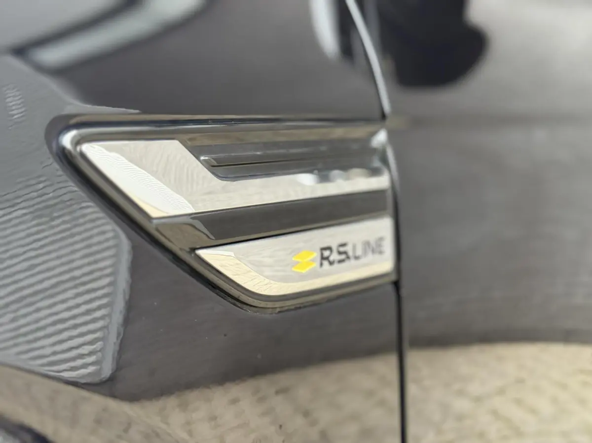 1.6 E-Tech Hybrid 145 Intens