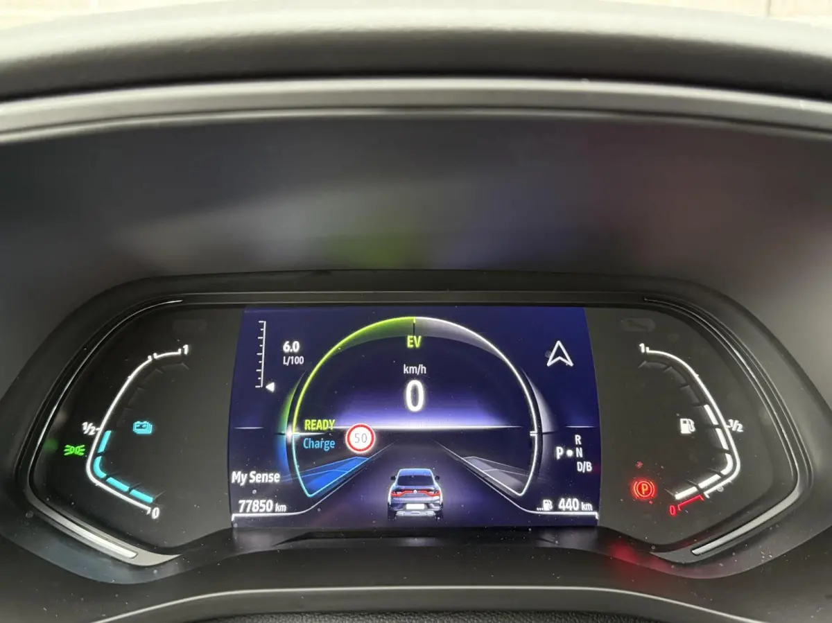 1.6 E-Tech Hybrid 145 Intens