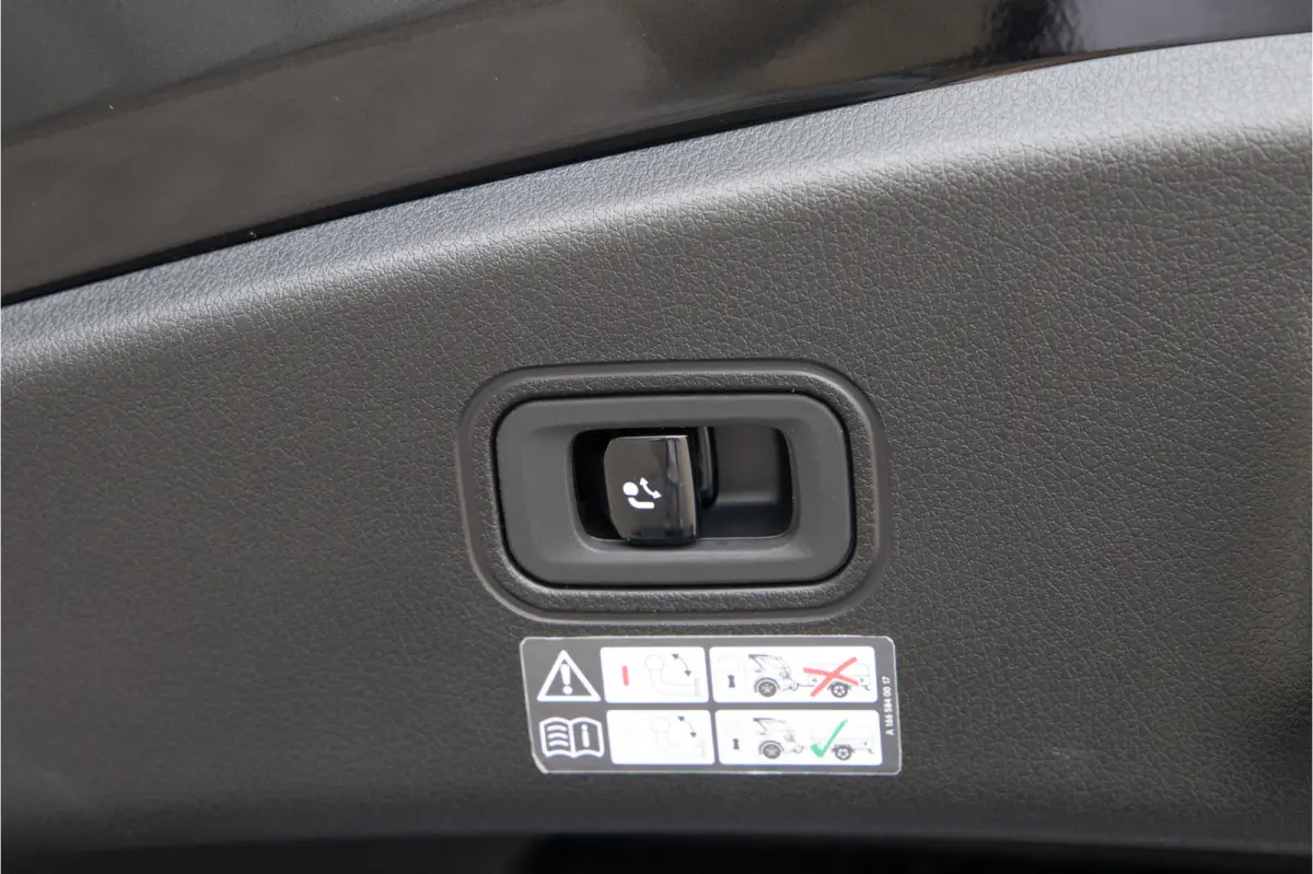 300 e AMG Premium Plus, Pano, Burmester, Key-less, Hybrid 2024