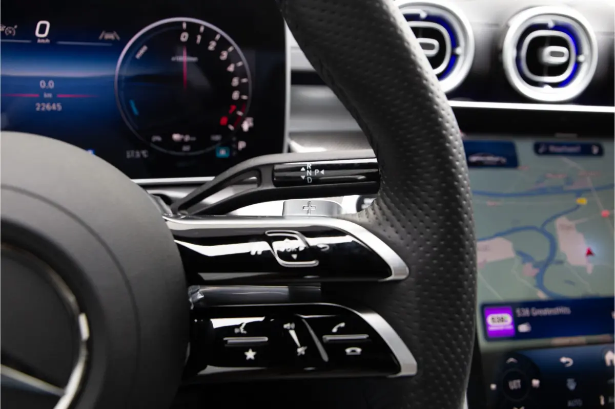 300 e AMG Premium Plus, Pano, Burmester, Key-less, Hybrid 2024