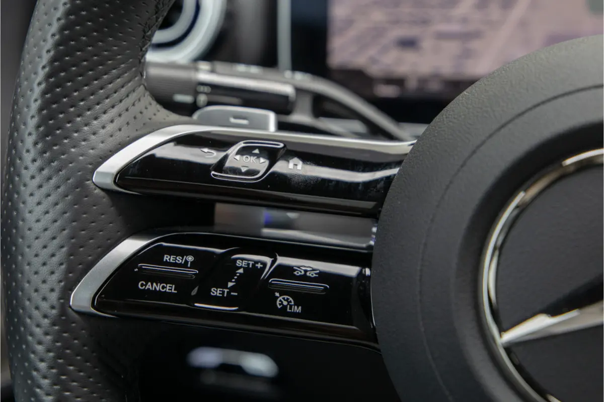 300 e AMG Premium Plus, Pano, Burmester, Key-less, Hybrid 2024