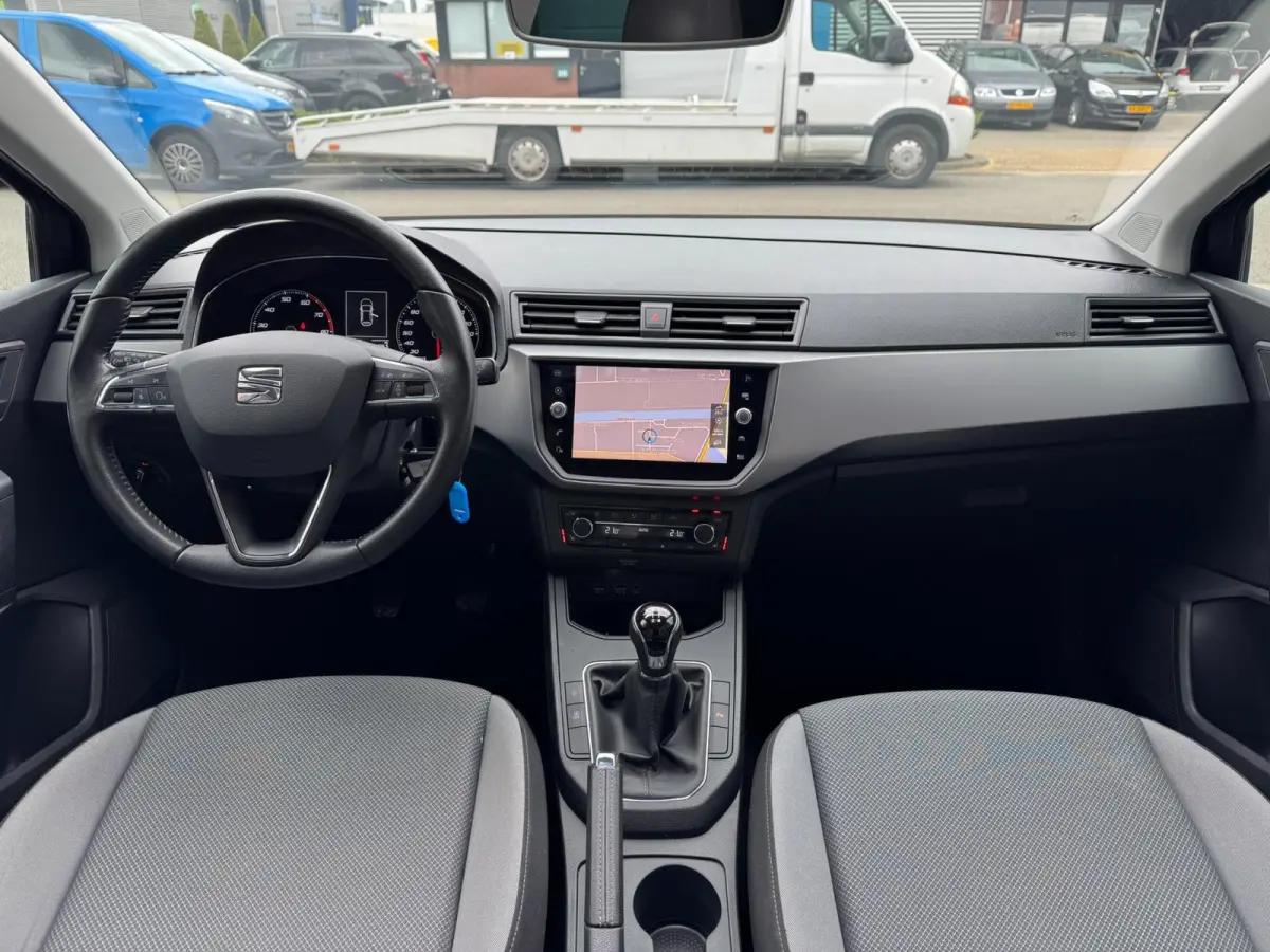 1.0 TSI LED Pano Camera Navi Carplay Stoelvw PDC