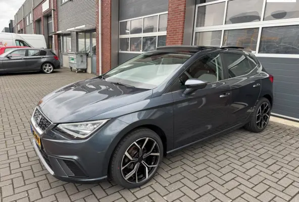 1.0 TSI LED Pano Camera Navi Carplay Stoelvw PDC
