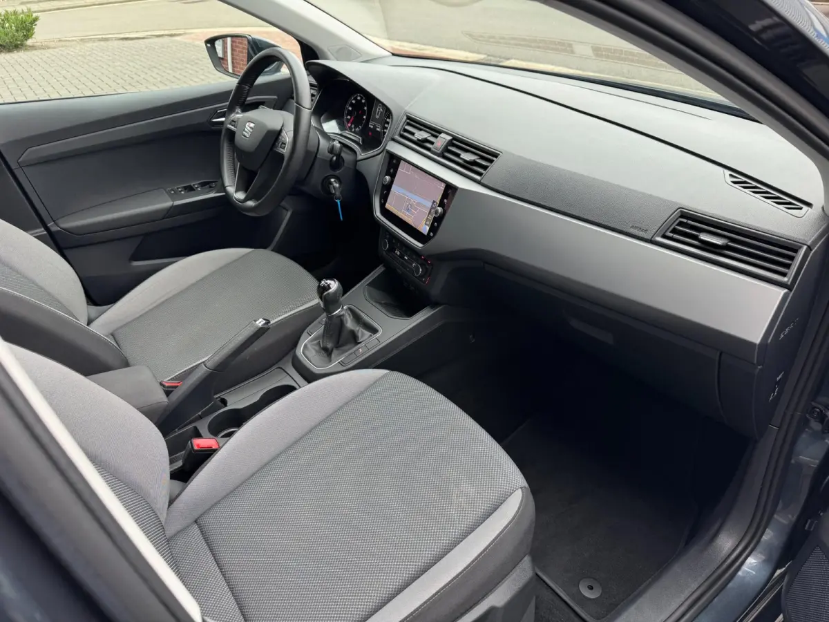 1.0 TSI LED Pano Camera Navi Carplay Stoelvw PDC