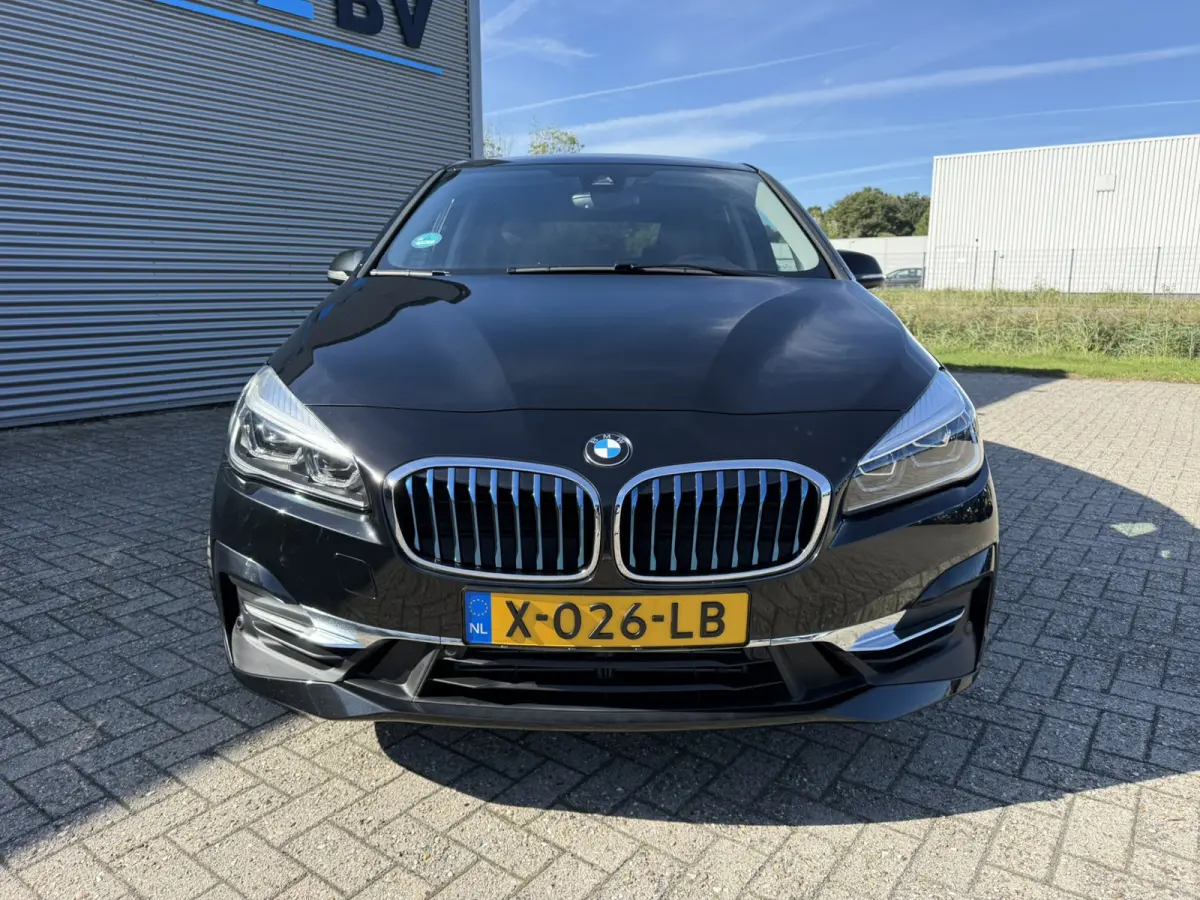 225xe iPerformance Luxury Leer LED Stoelverwarming PDC
