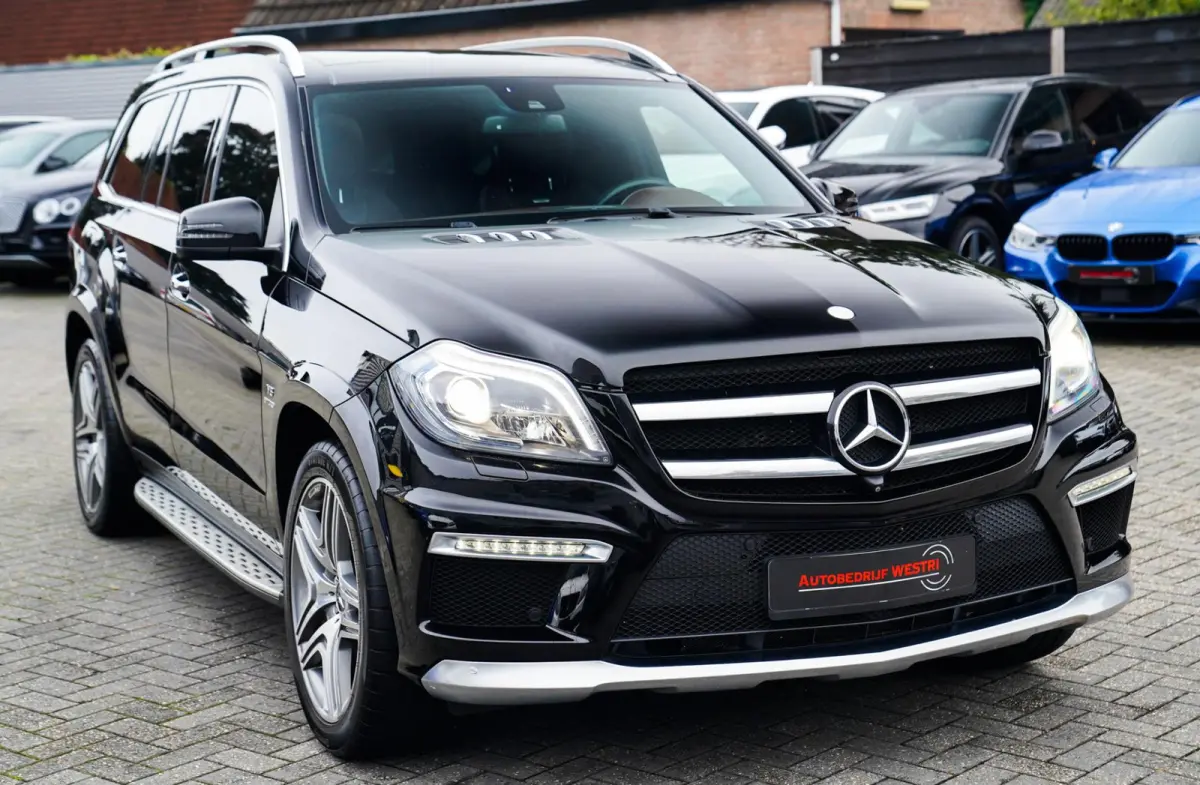 AMG 63 | Luchtvering | Pano | Stoelverkoeling | 7 zitter