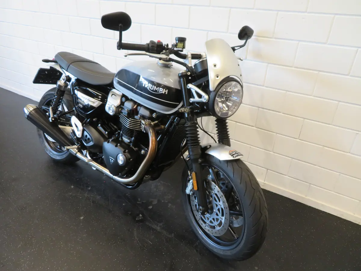 SPEED TWIN ABS NIEUWSTAAT!