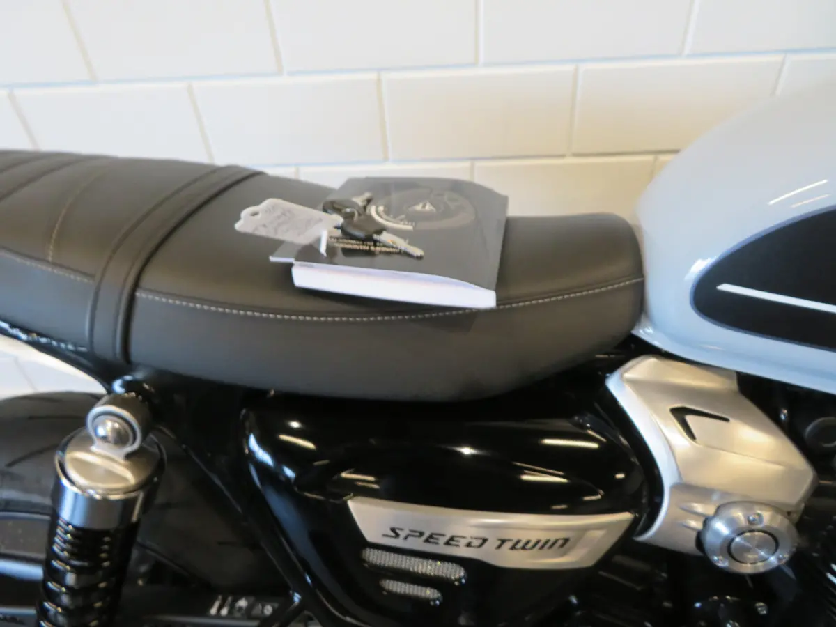 SPEED TWIN ABS NIEUWSTAAT!