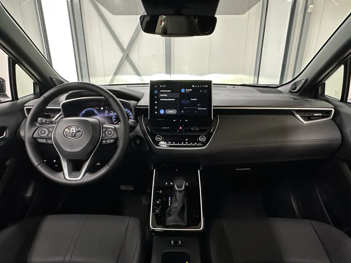 Hybrid 180 Executive | Leder | Pano | JBL | Camera |