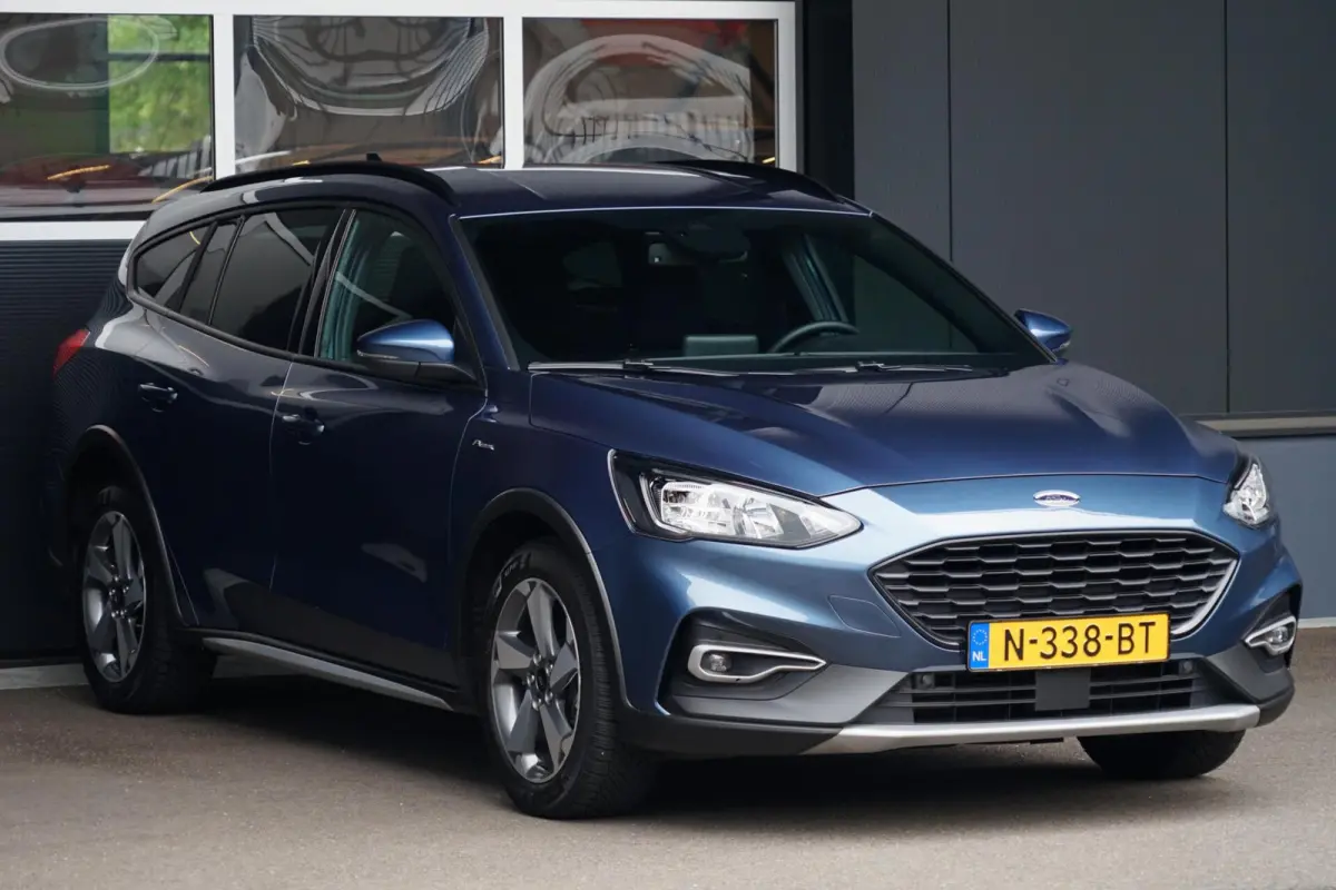 1.0 EcoBoost Active X Business, cam. keyless