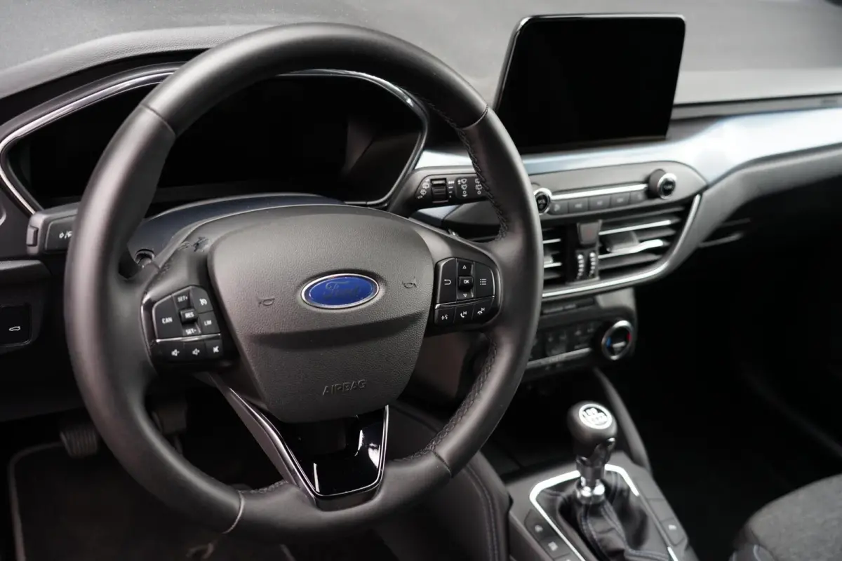1.0 EcoBoost Active X Business, cam. keyless