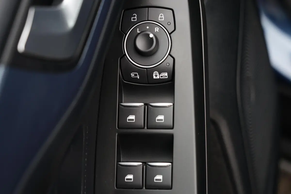 1.0 EcoBoost Active X Business, cam. keyless