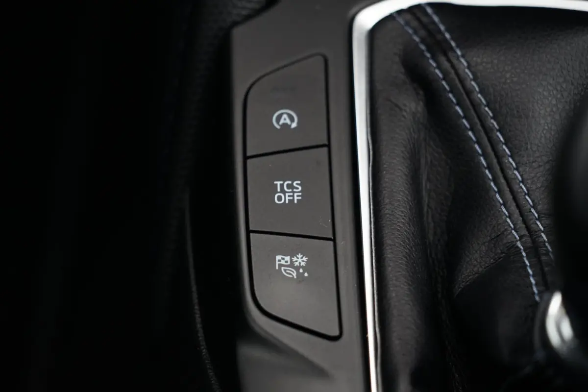 1.0 EcoBoost Active X Business, cam. keyless