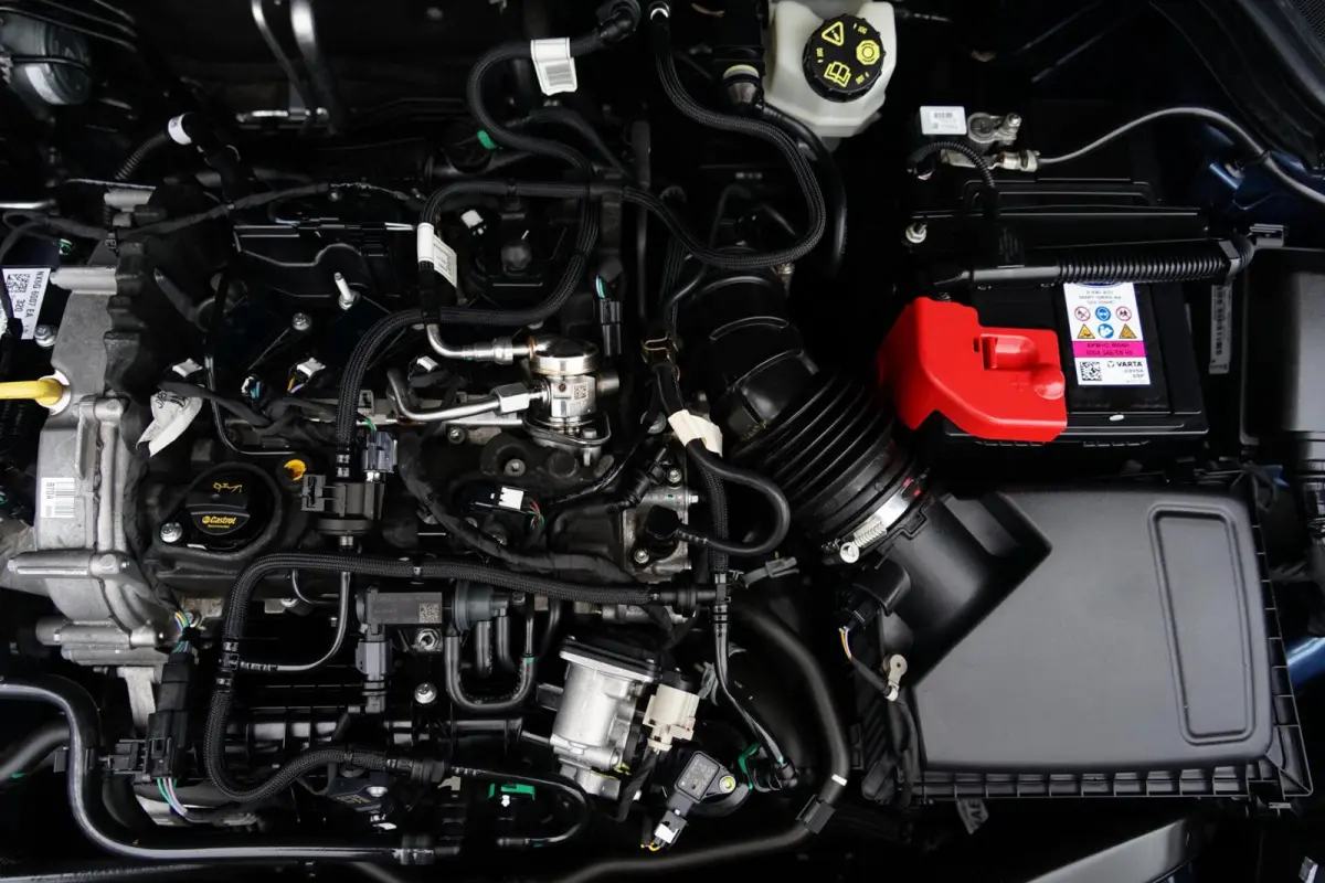 1.0 EcoBoost Active X Business, cam. keyless