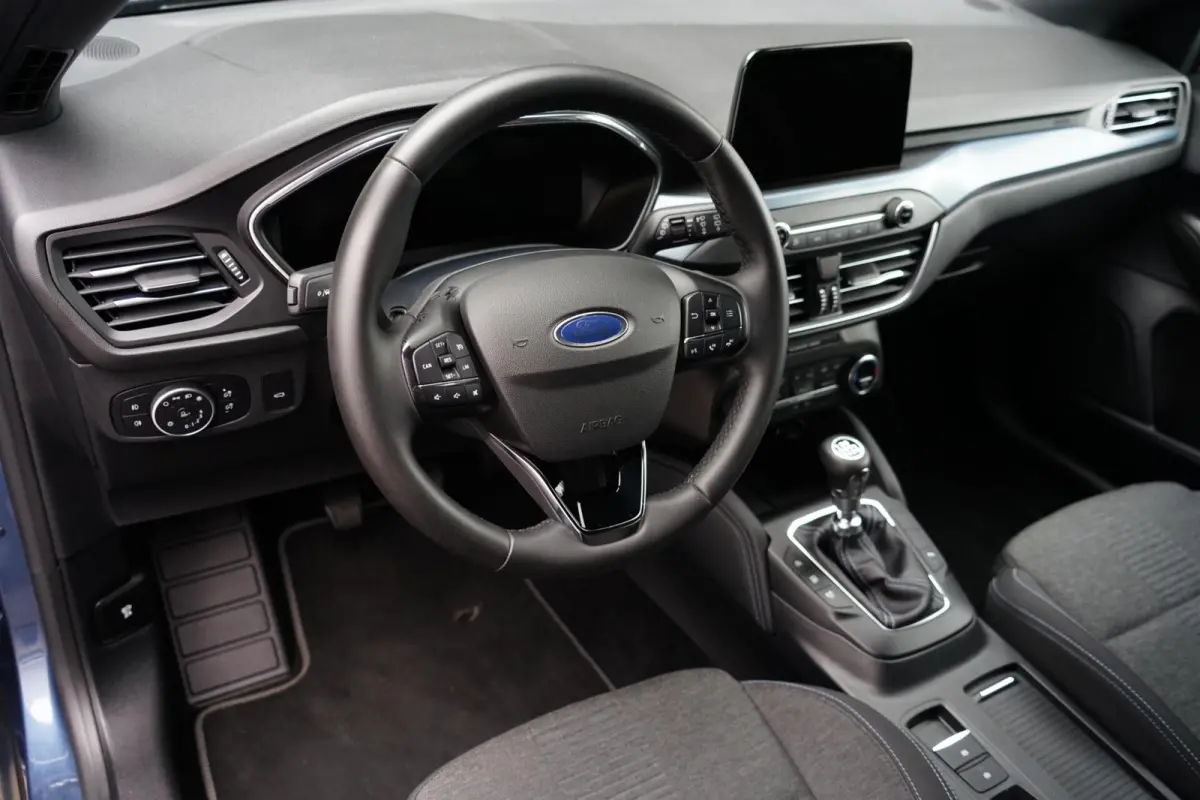 1.0 EcoBoost Active X Business, cam. keyless