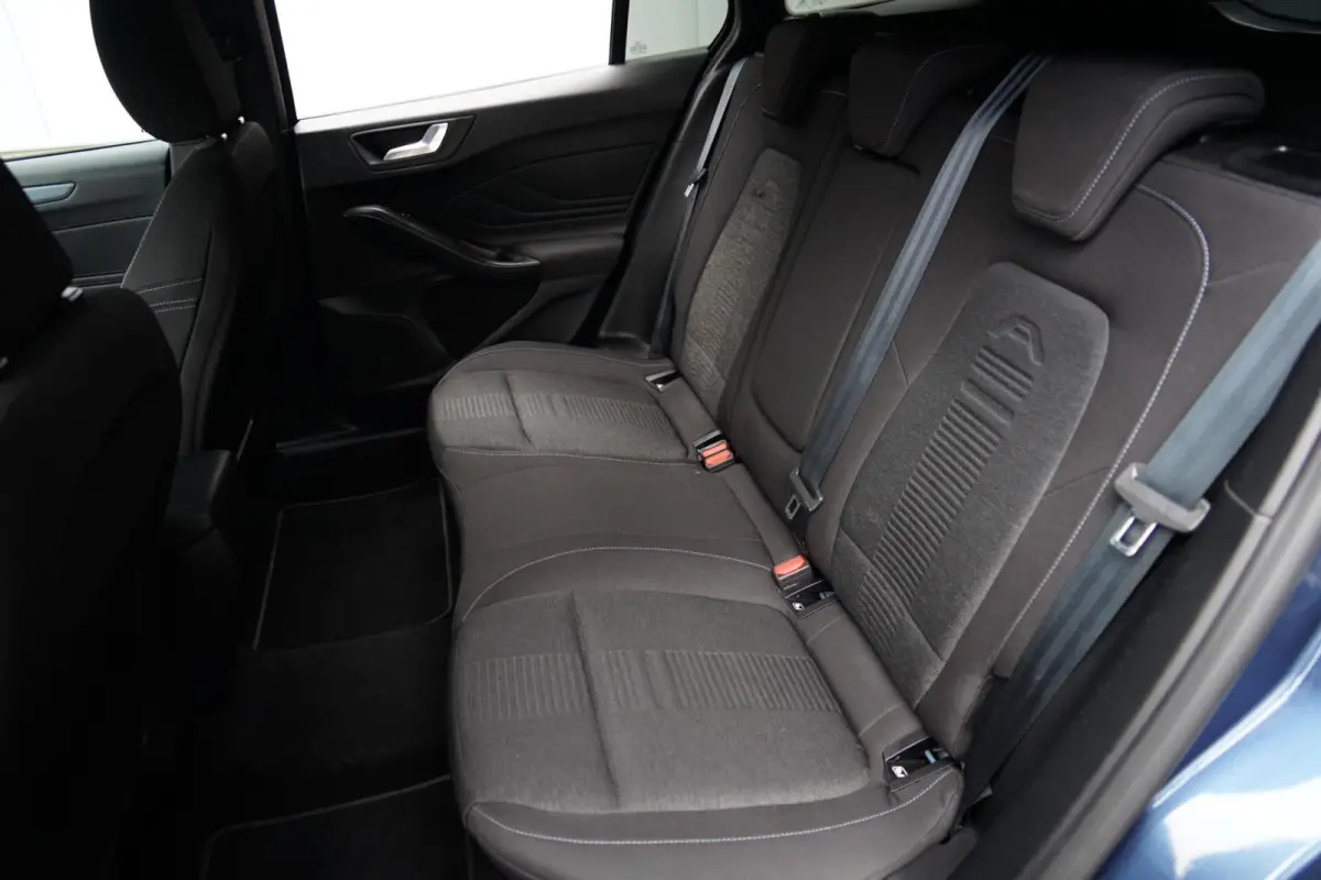 1.0 EcoBoost Active X Business, cam. keyless