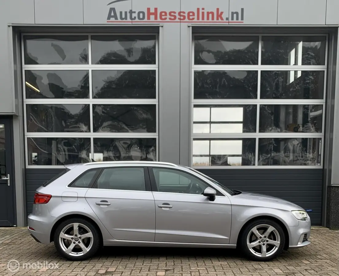 30 TFSI Advance Sport
