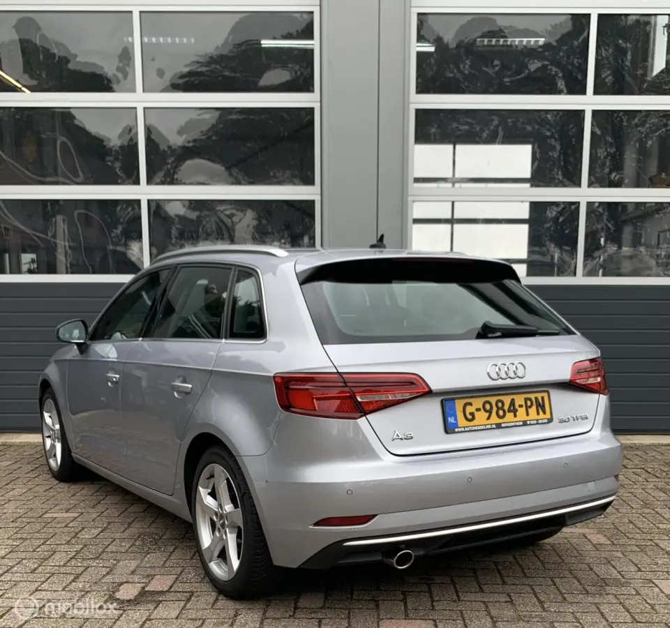 30 TFSI Advance Sport