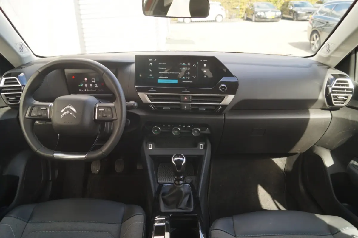1.2 Puretech Feel -CARPLAY-TREHKAAK-