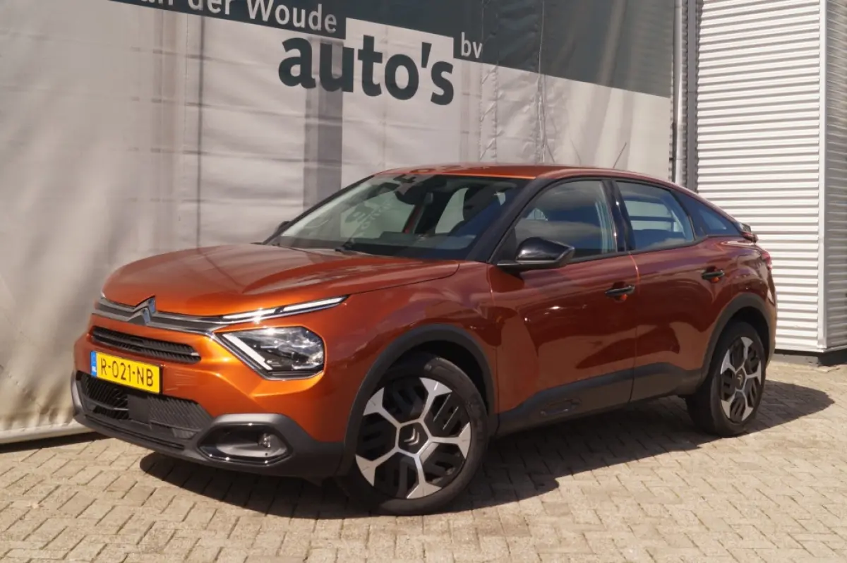 1.2 Puretech Feel -CARPLAY-TREHKAAK-
