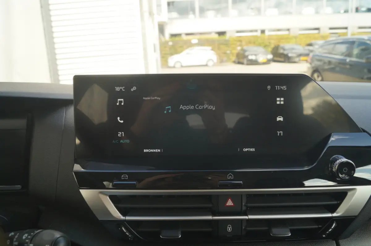 1.2 Puretech Feel -CARPLAY-TREHKAAK-