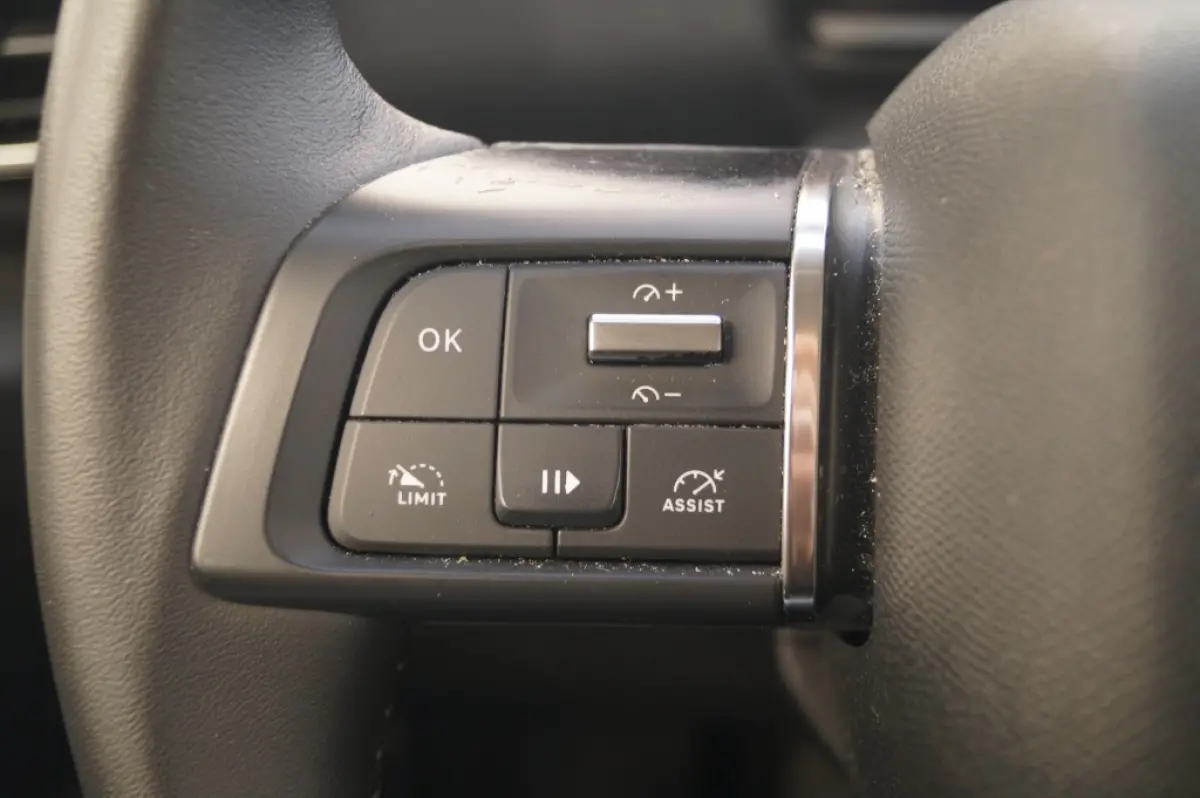 1.2 Puretech Feel -CARPLAY-TREHKAAK-