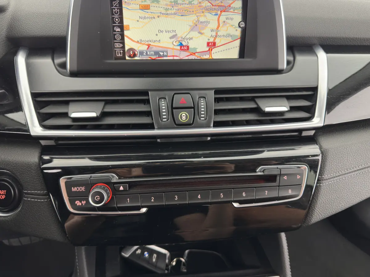 225xe Sport-Line Centennial High Executive Aut. *FULL-LED | NAVI-FULLMAP | HEATED-SPORTSEATS | ECC | PRIVACY-GLASS | PDC | CRUISE | 18''ALU*