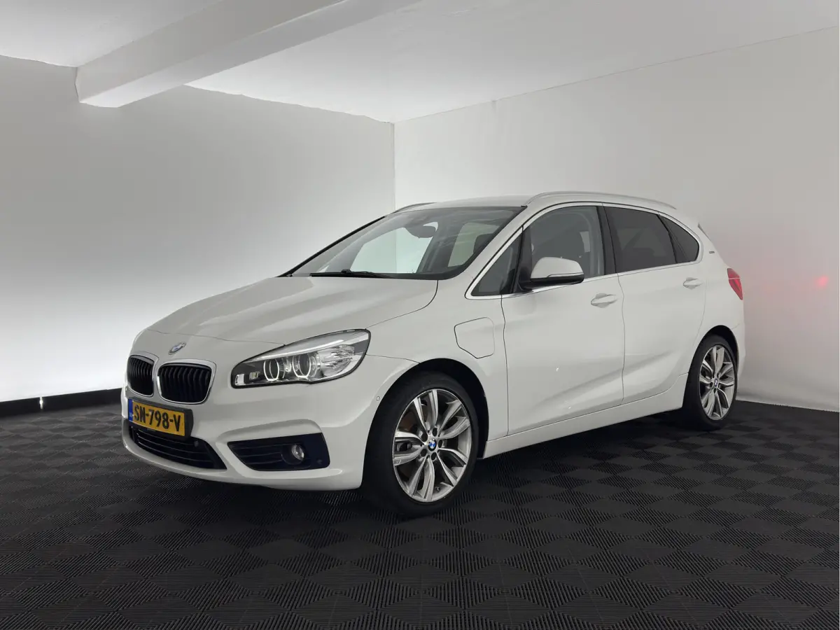 225xe Sport-Line Centennial High Executive Aut. *FULL-LED | NAVI-FULLMAP | HEATED-SPORTSEATS | ECC | PRIVACY-GLASS | PDC | CRUISE | 18''ALU*