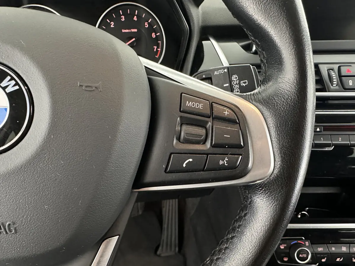 225xe Sport-Line Centennial High Executive Aut. *FULL-LED | NAVI-FULLMAP | HEATED-SPORTSEATS | ECC | PRIVACY-GLASS | PDC | CRUISE | 18''ALU*